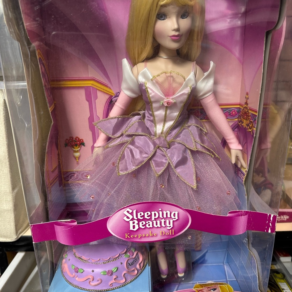 Disney Princess Sleeping Beauty Keepsake Doll in Box